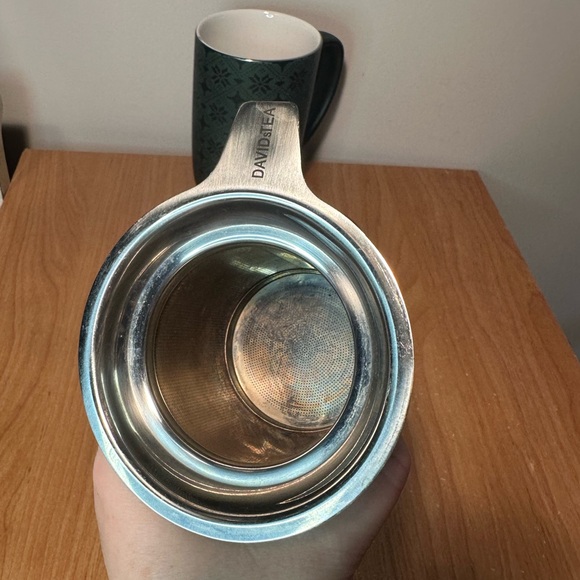 David’s Tea Patterned Green Mug with Infuser - Picture 2 of 8